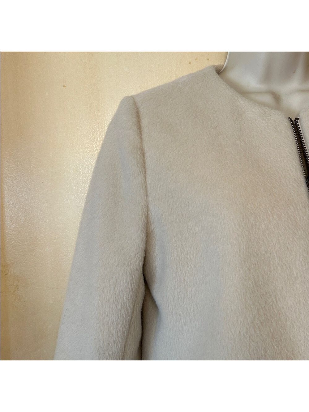 Anthropologie Tulle Faux Mohair Collarless Zip Up Coat, Ivory, size XS - Picture 3 of 12